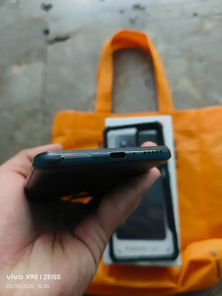 XIAOMI 12T RAM 8GB+4GB/ROM 256GB BISA TUKAR TAMBAH - 4/4