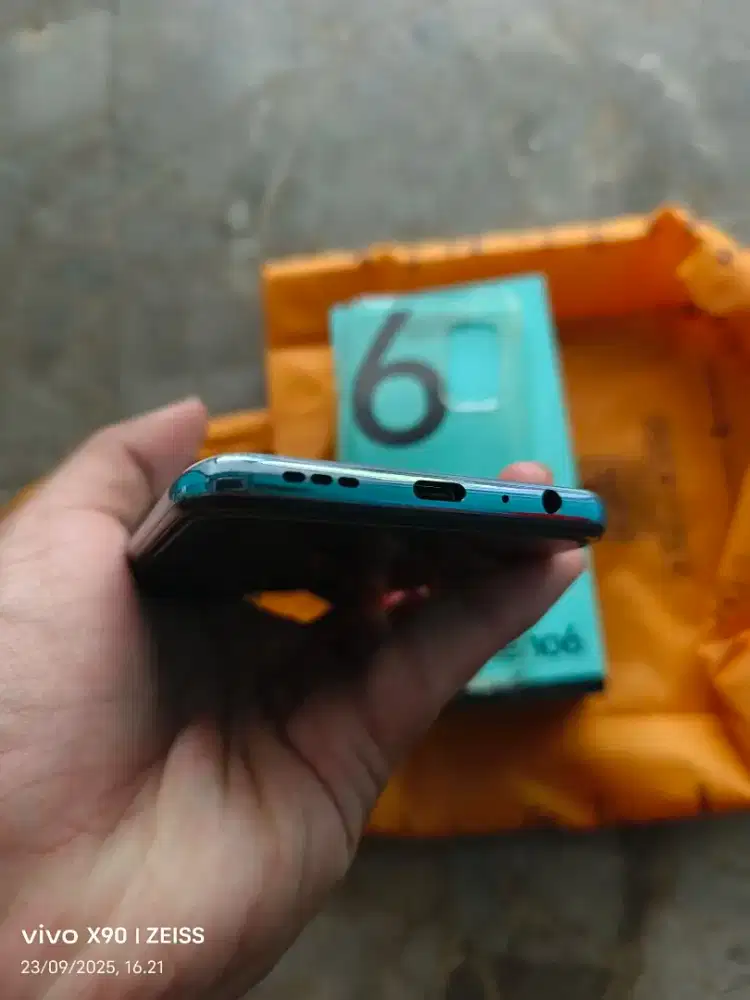 OPPO RENO 6 RAM 8GB+4GB/ROM 128GB BISA TUKAR TAMBAH - 3/4